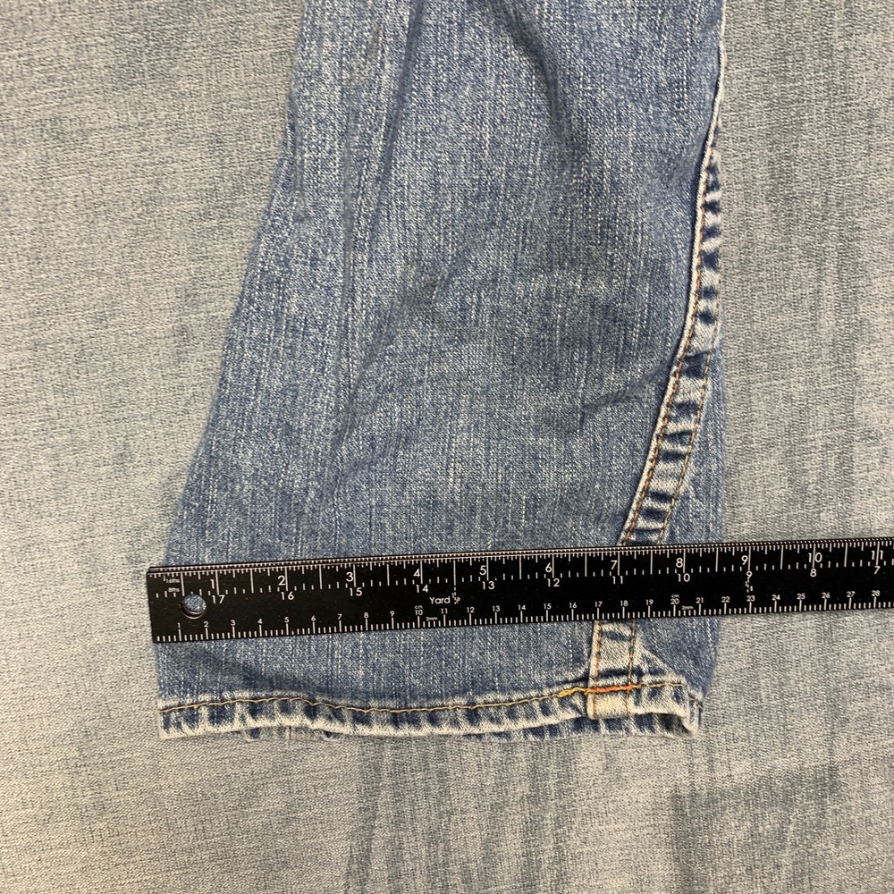 True Religion Jeans Womens 8 Blue Denim Wide Leg Distressed 5 Pockets Zip Fly - Picture 13 of 16